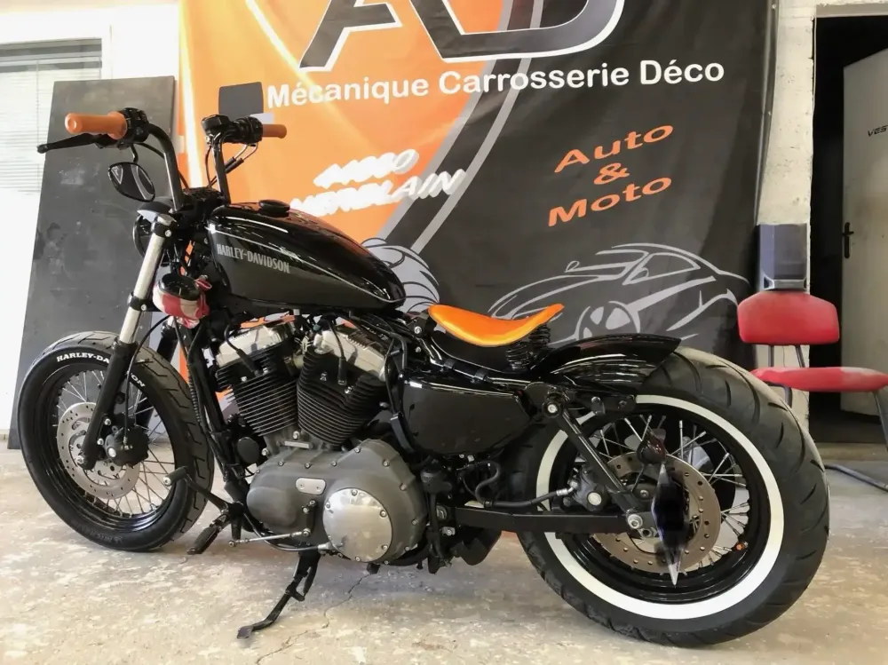 Harley – Déco métal & noir brillant (4)