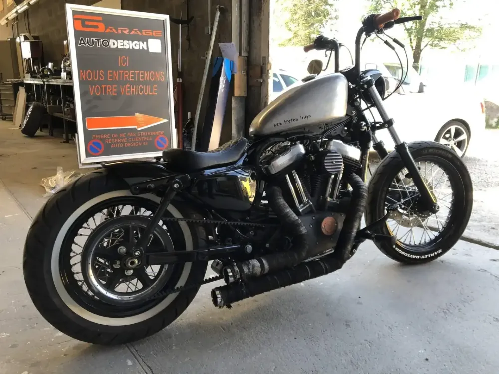 Harley – Déco métal & noir brillant (7)